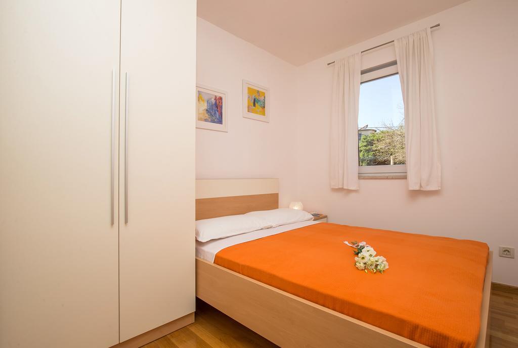 Comfortable Apartment Laura Lapad With Garage 杜布罗夫尼克 外观 照片